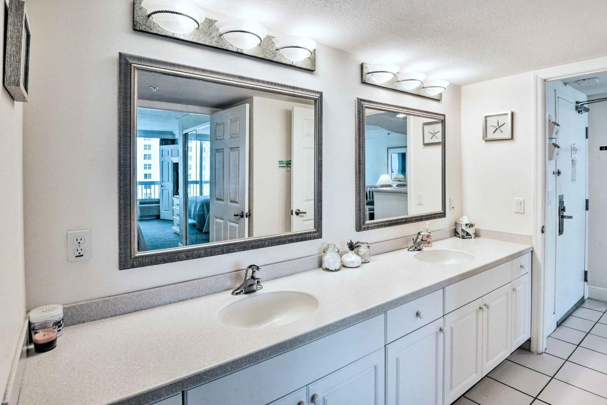 Sunny Daytona Beach Gem With Ocean Views! Εξωτερικό φωτογραφία
