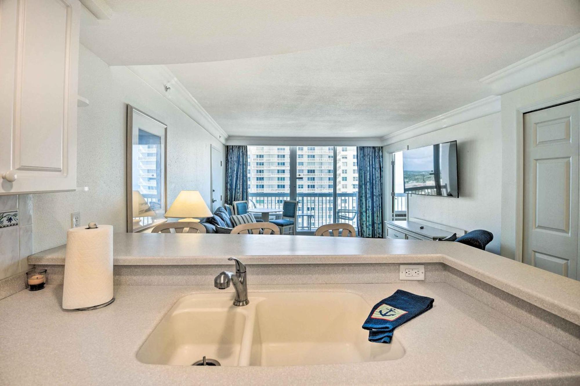 Sunny Daytona Beach Gem With Ocean Views! Εξωτερικό φωτογραφία